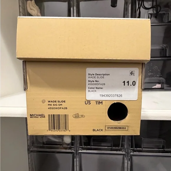 Michael Kors Black Wade Slide Footwear - Picture 6 of 6